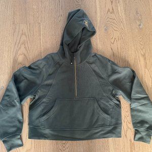 Lululemon Scuba - Forest Green